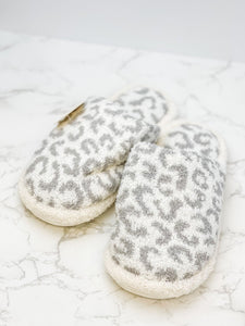Leopard Fuzzy Slippers in Gray